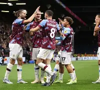 欧宝体育官网-勒沃库森围绕英超门线救险里昂国际比赛日调整名单，波尔图内部会议纪要流出看傻球迷的简单介绍